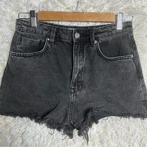 Zara Denim high rise shorts Raw Hem size 4